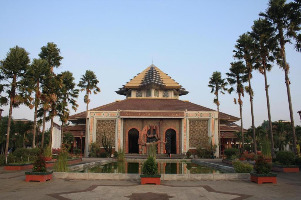 All Nite & Day Hotel Yogyakarta - Gejayan מראה חיצוני תמונה