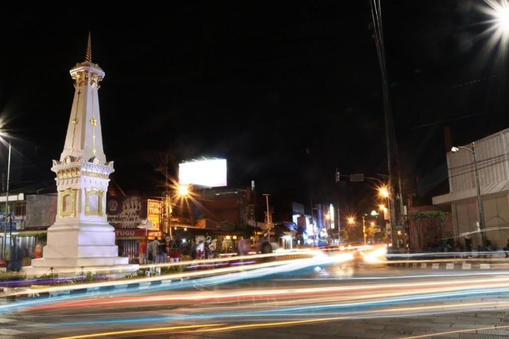 All Nite & Day Hotel Yogyakarta - Gejayan מראה חיצוני תמונה
